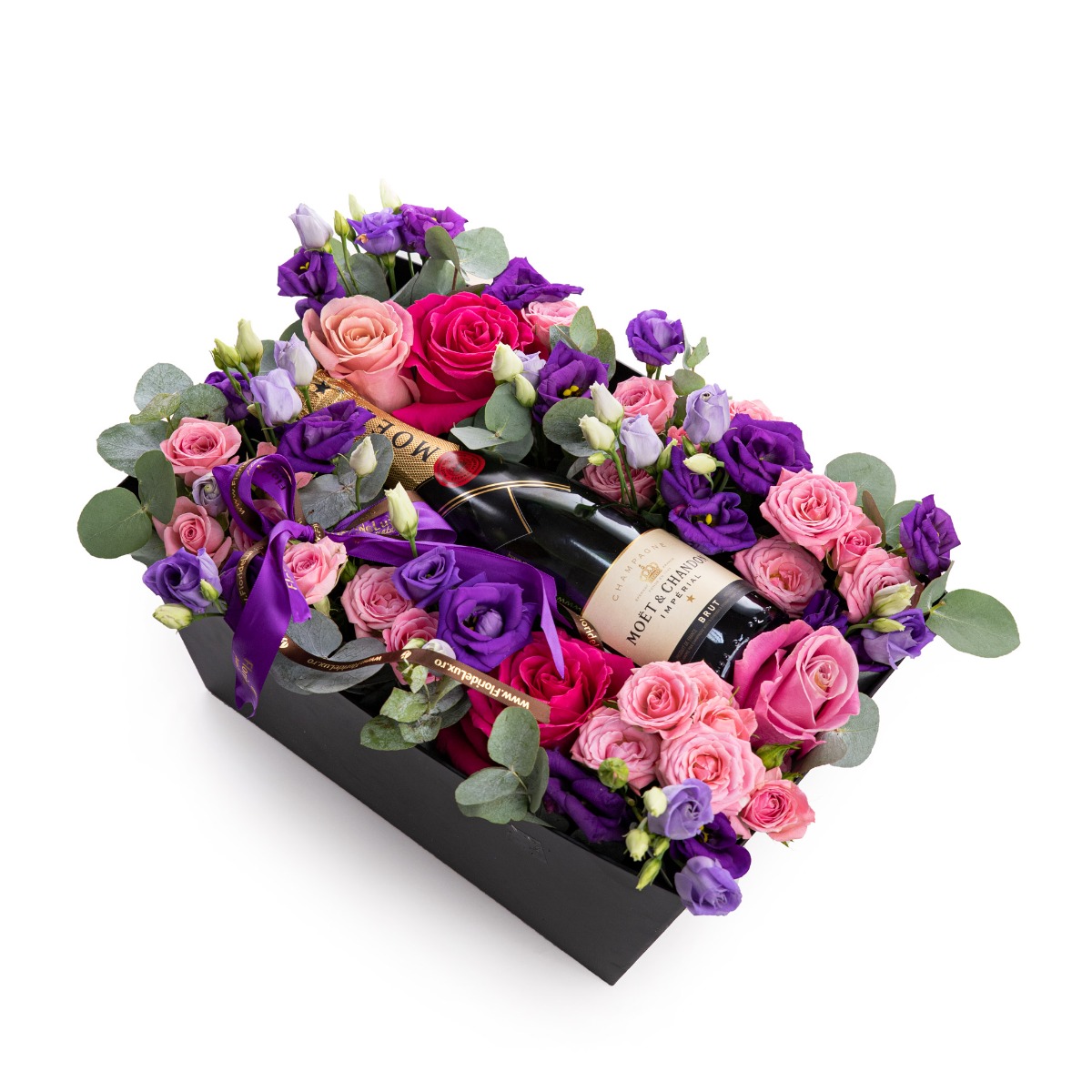 Cutie trandafiri roz si lisianthus mov cu sampanie