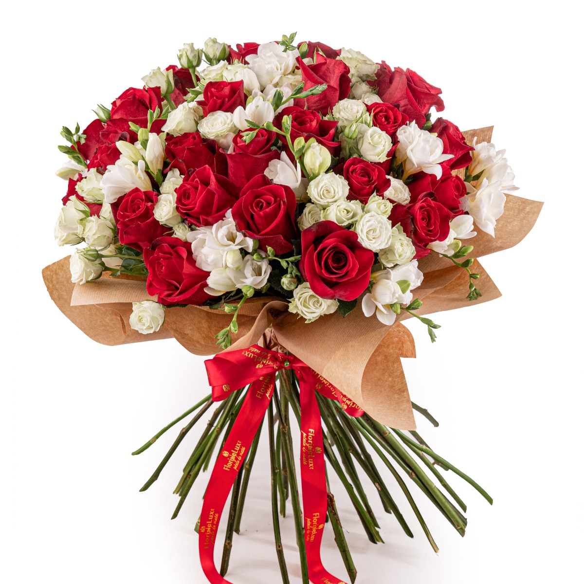 Buchet trandafiri rosii si frezii albe