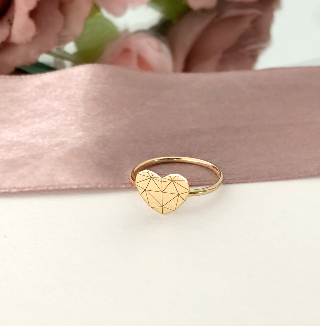 Inel cu model inimioara gravata – aur galben, alb sau roze 14k Rubinul - Image 4